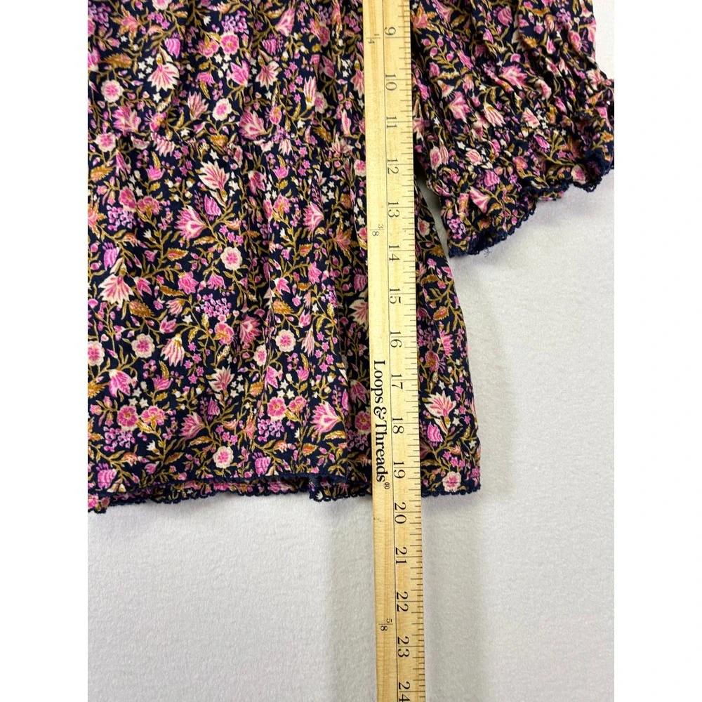 Old Navy Smocked‎ Puff Sleeve Top Womens S Petite Navy Pink Floral Ruffle Blouse